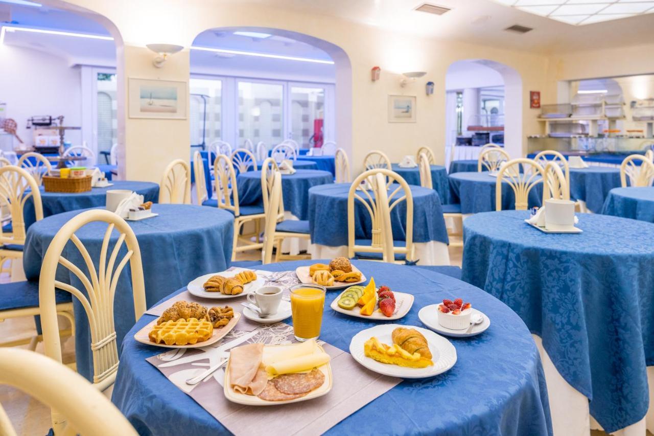 Hotel Diamond Riccione Zewnętrze zdjęcie