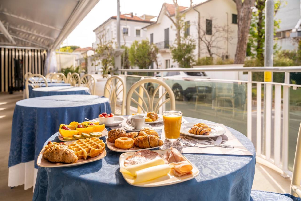 Hotel Diamond Riccione Zewnętrze zdjęcie